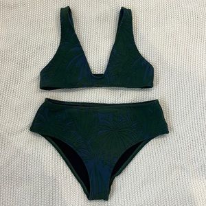 Seea 3 Piece Surf Suit Bikini and Rashguard Size M